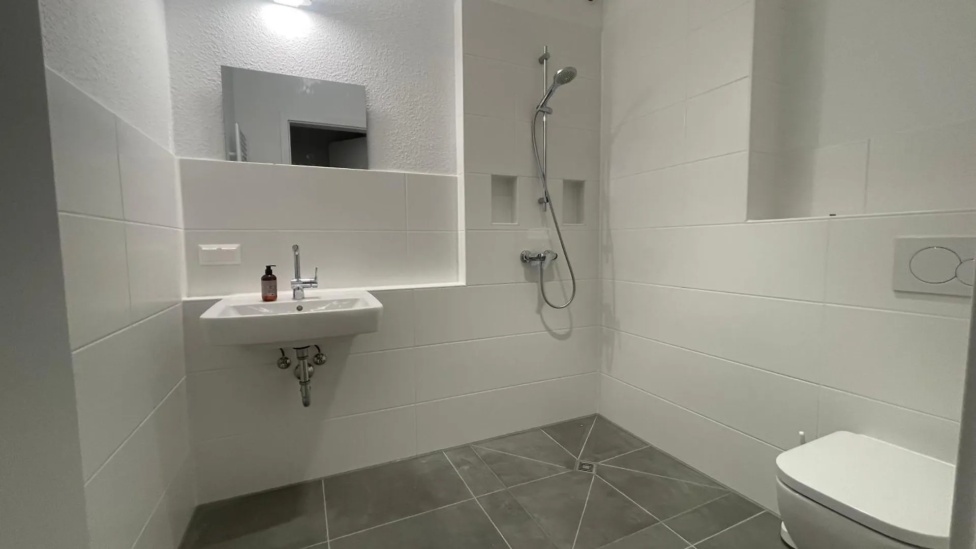 Barrierefrei Mit Fahrstuhl In Citylage Hanóver Apartamento